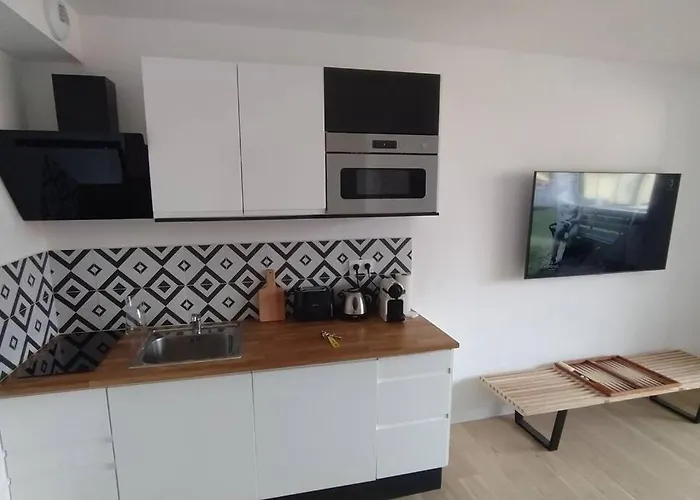 La Junior סורטס הוסגור