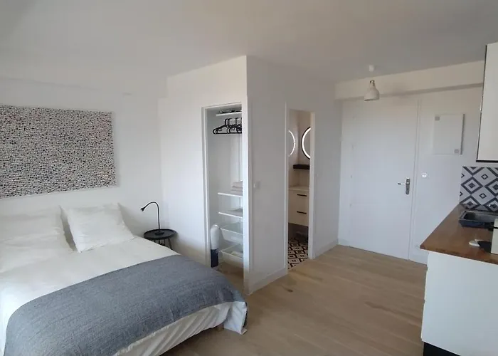 La Junior סורטס הוסגור